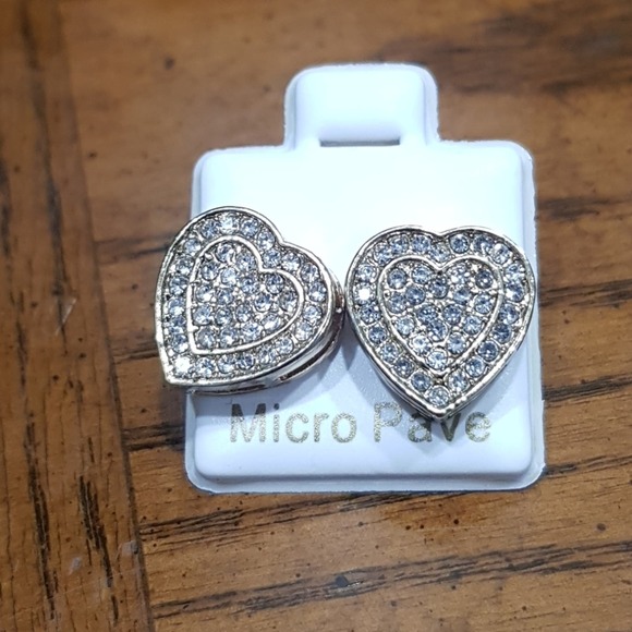 NWT Micro Pave Crystal Heart Shaped Stud Earrings - Picture 2 of 6